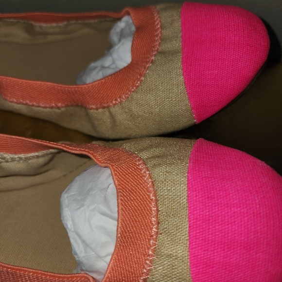 Ann Taylor Loft Ballet Flats color salmon rose - Picture 6 of 8